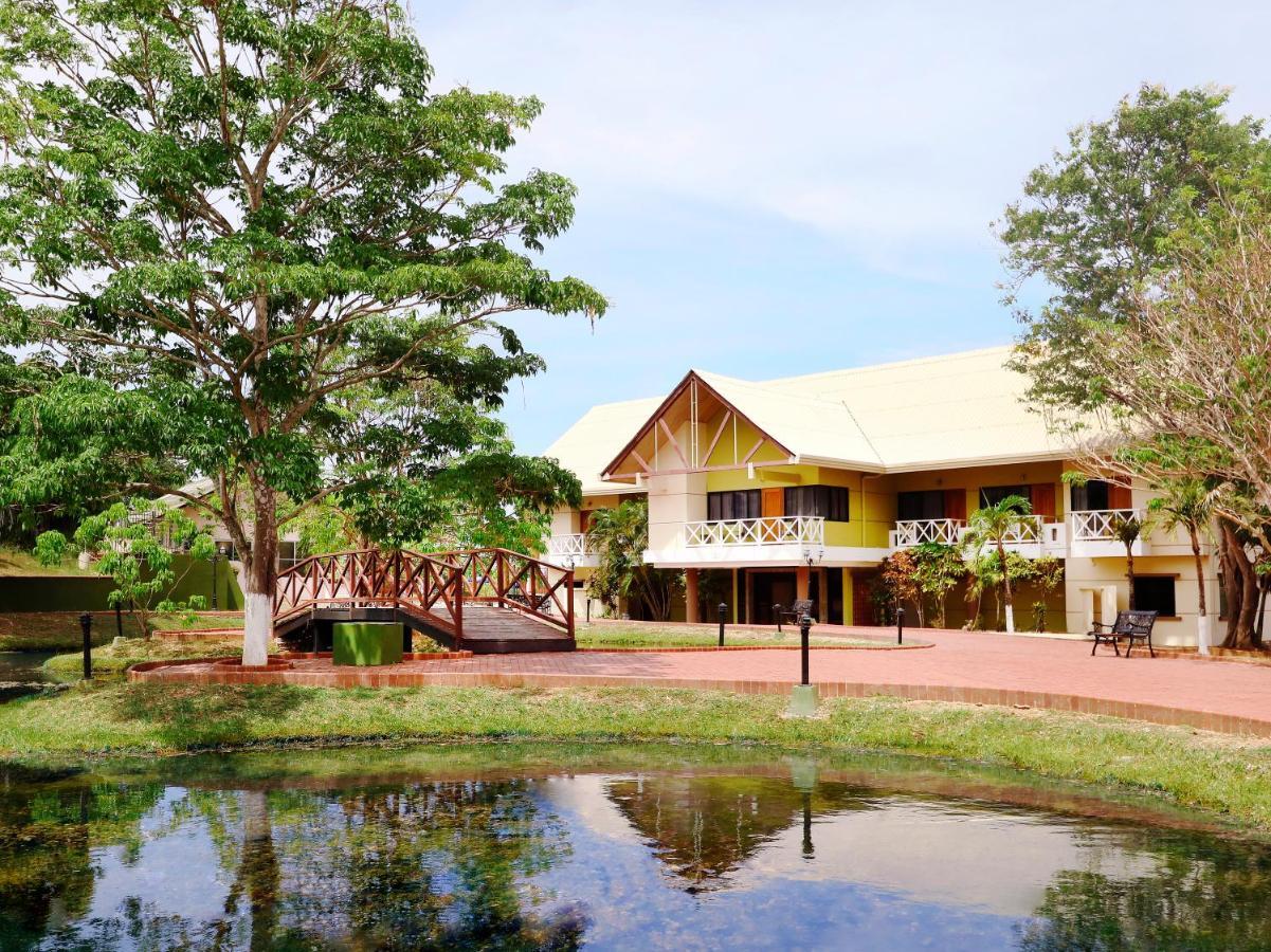Hotel Faranda Guayacanes, A Member Of Radisson Individuals Chitré Exterior foto